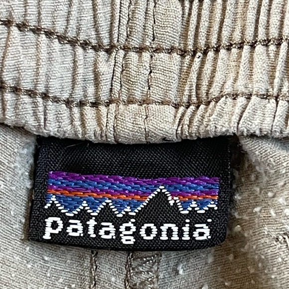 Patagonia Shorts Mens 30 Gray Tan Summer Outdoor Beach Casual Vacation - Picture 6 of 7